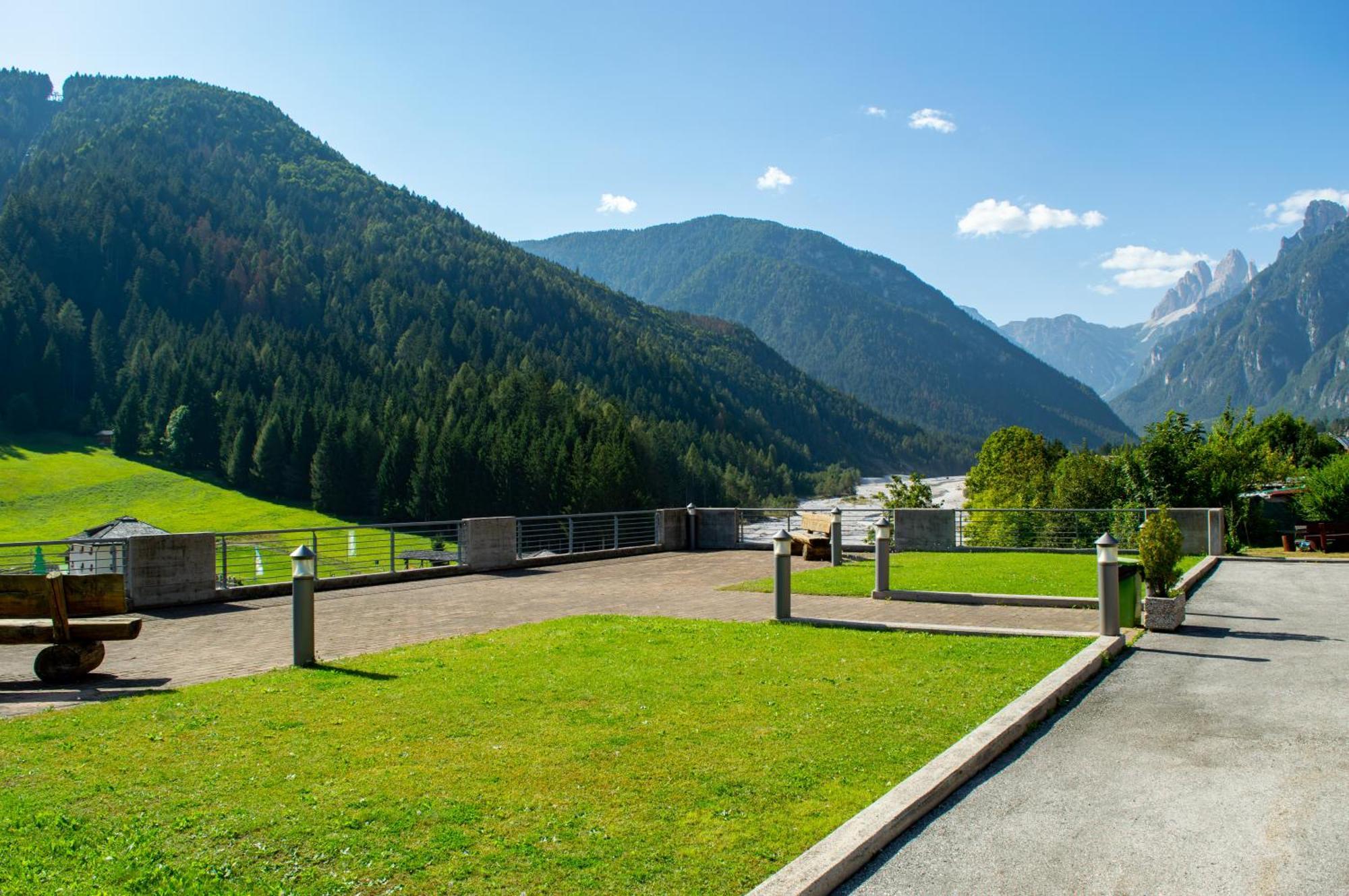 Albergo Serena Auronzo di Cadore Esterno foto