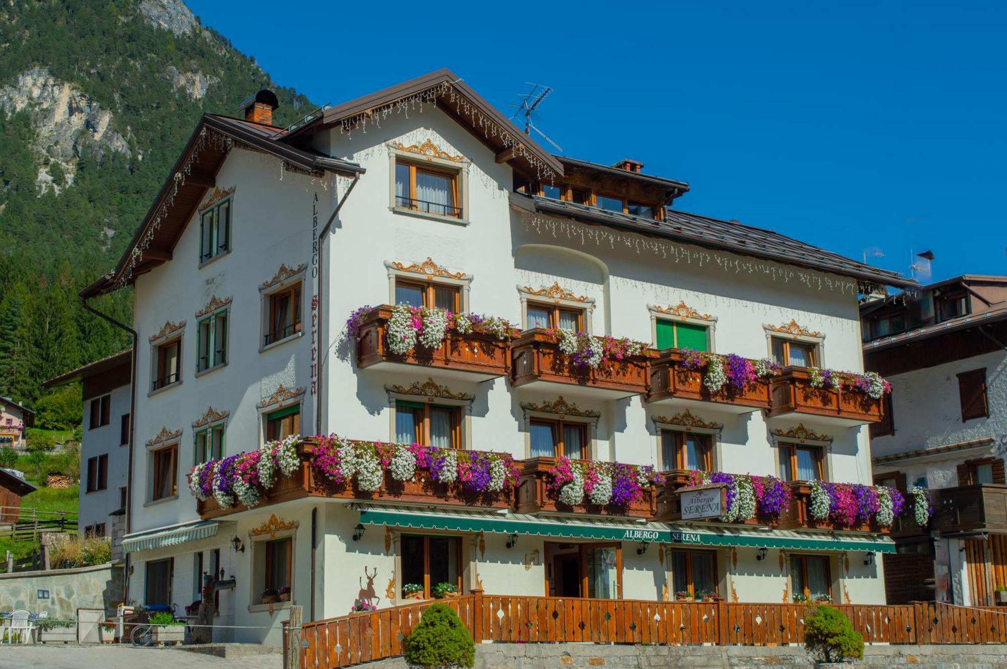 Albergo Serena Auronzo di Cadore Esterno foto